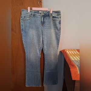 Torrid First In Fit Slim Boot Cut Classic Blue Distressed Women's Jeans Size 14